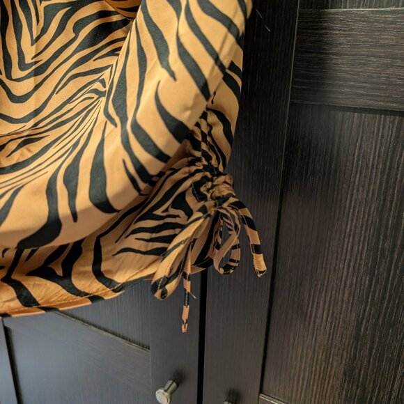 Satin cowl neck shirt, size medium, bengal print - Picture 3 of 5